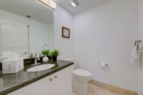 $5,000 | 10700 Northwest 66th Street, Unit 207, Doral, FL 33178