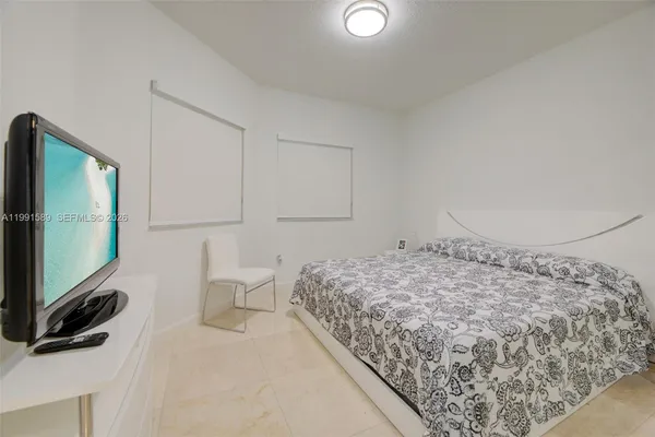 $5,000 | 10700 Northwest 66th Street, Unit 207, Doral, FL 33178
