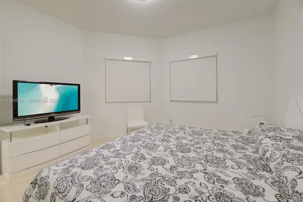 $5,000 | 10700 Northwest 66th Street, Unit 207, Doral, FL 33178