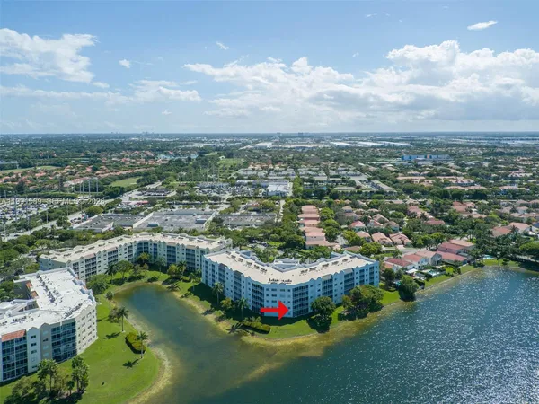 $5,000 | 10700 Northwest 66th Street, Unit 207, Doral, FL 33178