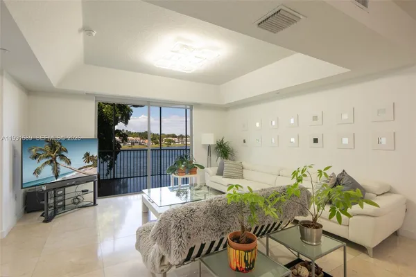 $5,000 | 10700 Northwest 66th Street, Unit 207, Doral, FL 33178