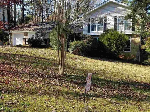 $2,750 | 4077 Linda Lane Southwest, Lilburn, GA 30047