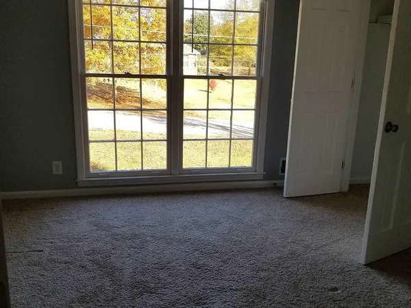 $2,750 | 4077 Linda Lane Southwest, Lilburn, GA 30047
