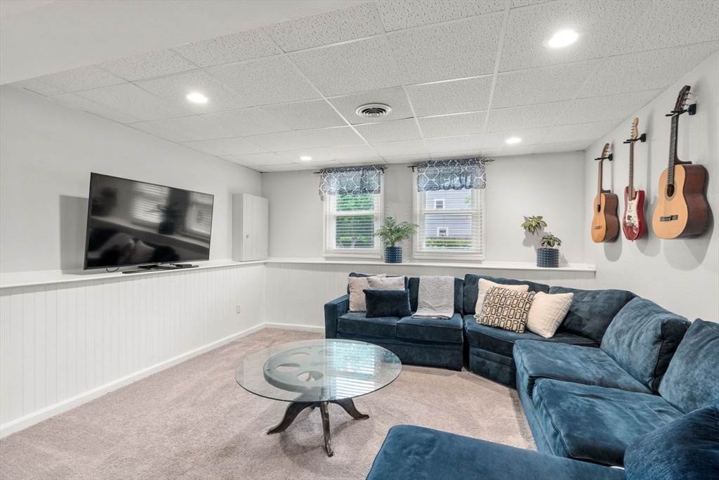 42 Fern Road Holbrook, MA 02343 - Photo 25 of 36