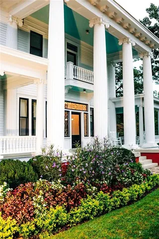 $644,530 | 382 Scarlet Rose Way, Hoschton, GA 30548