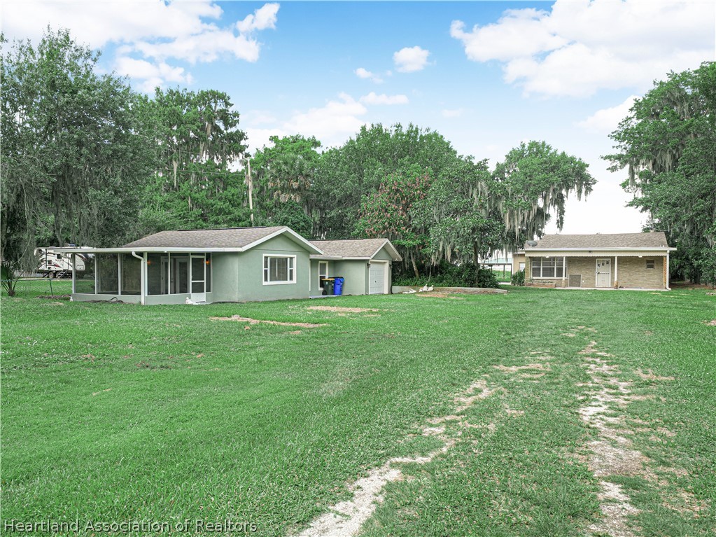 443 Racoon Lane Lorida, FL 33857 - Photo 2 of 48