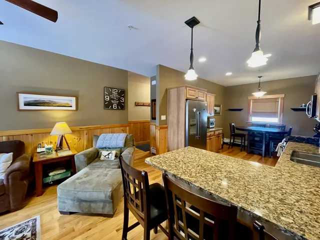 $824,000 | 5010 Black Bear Run, Unit 5010, Carrabassett Valley, ME 04947