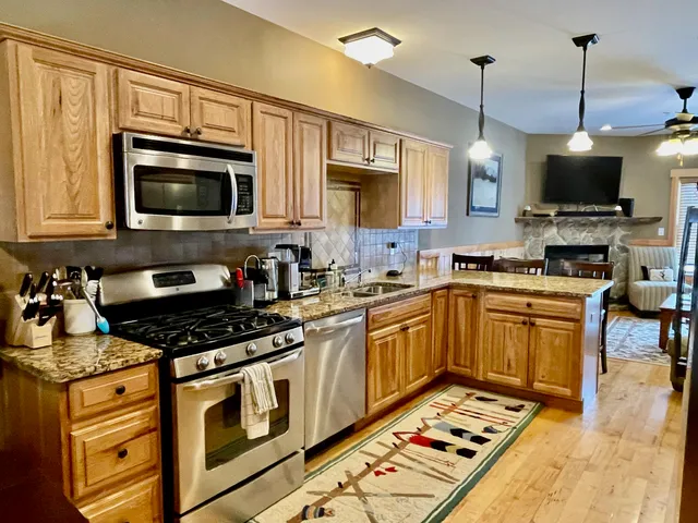 $824,000 | 5010 Black Bear Run, Unit 5010, Carrabassett Valley, ME 04947