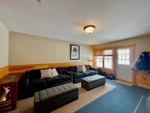 $824,000 | 5010 Black Bear Run, Unit 5010, Carrabassett Valley, ME 04947