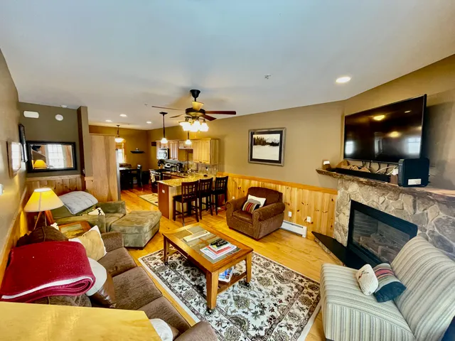 $824,000 | 5010 Black Bear Run, Unit 5010, Carrabassett Valley, ME 04947