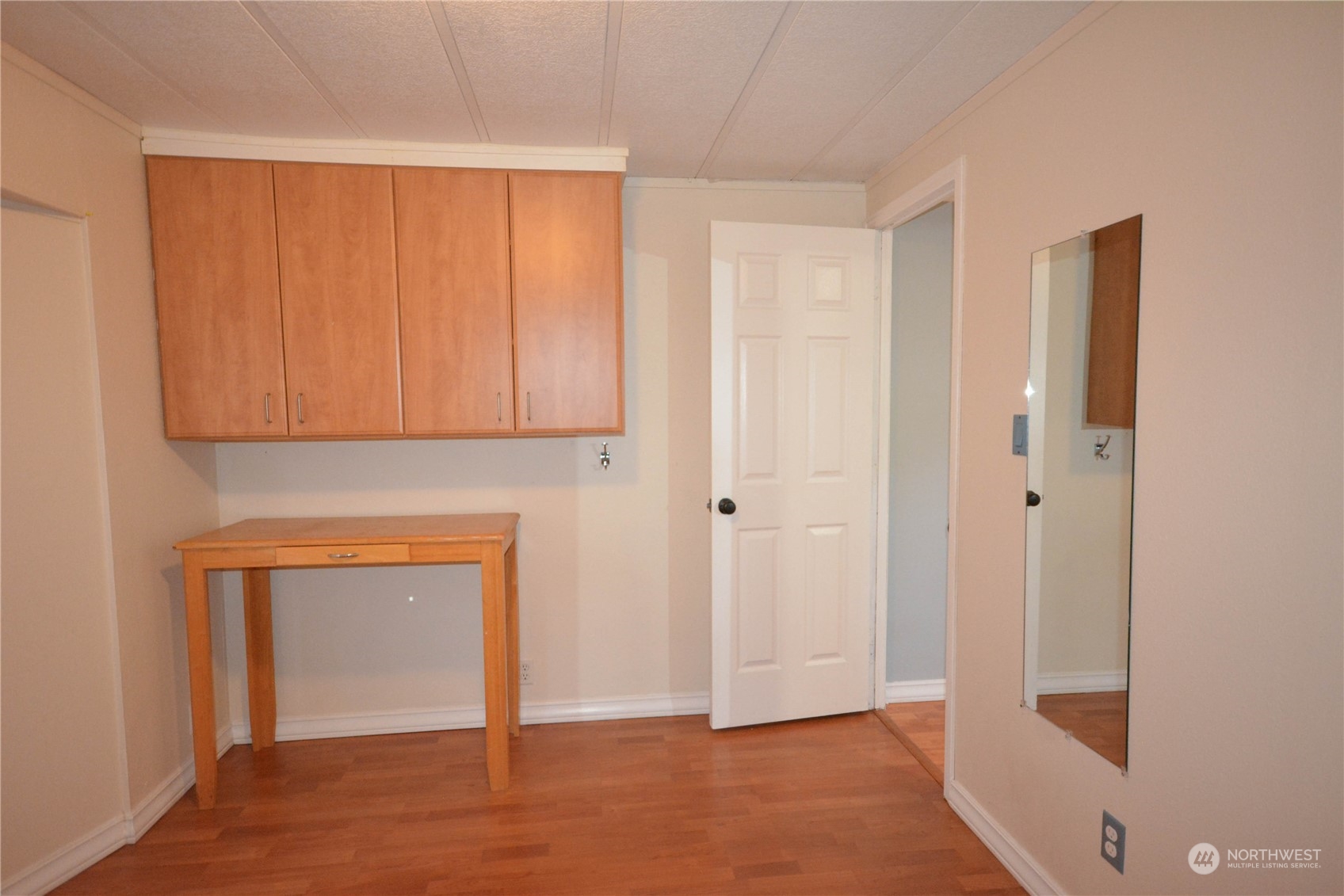 7614 Northeast Bothell Way, Unit 14 Kenmore, WA 98028 - Photo 19 of 26 Gallery Image 19