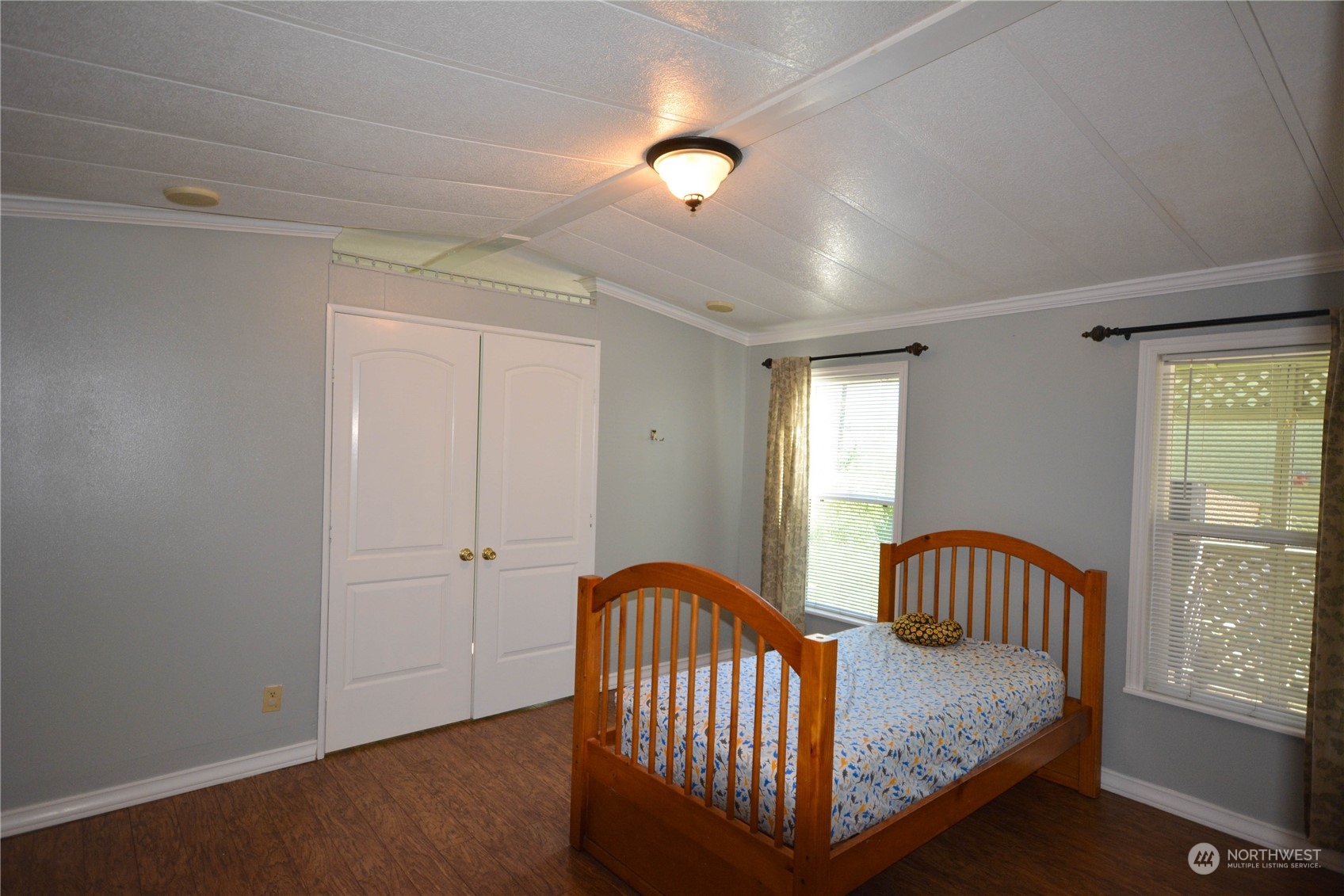 7614 Northeast Bothell Way, Unit 14 Kenmore, WA 98028 - Photo 22 of 26 Gallery Image 22