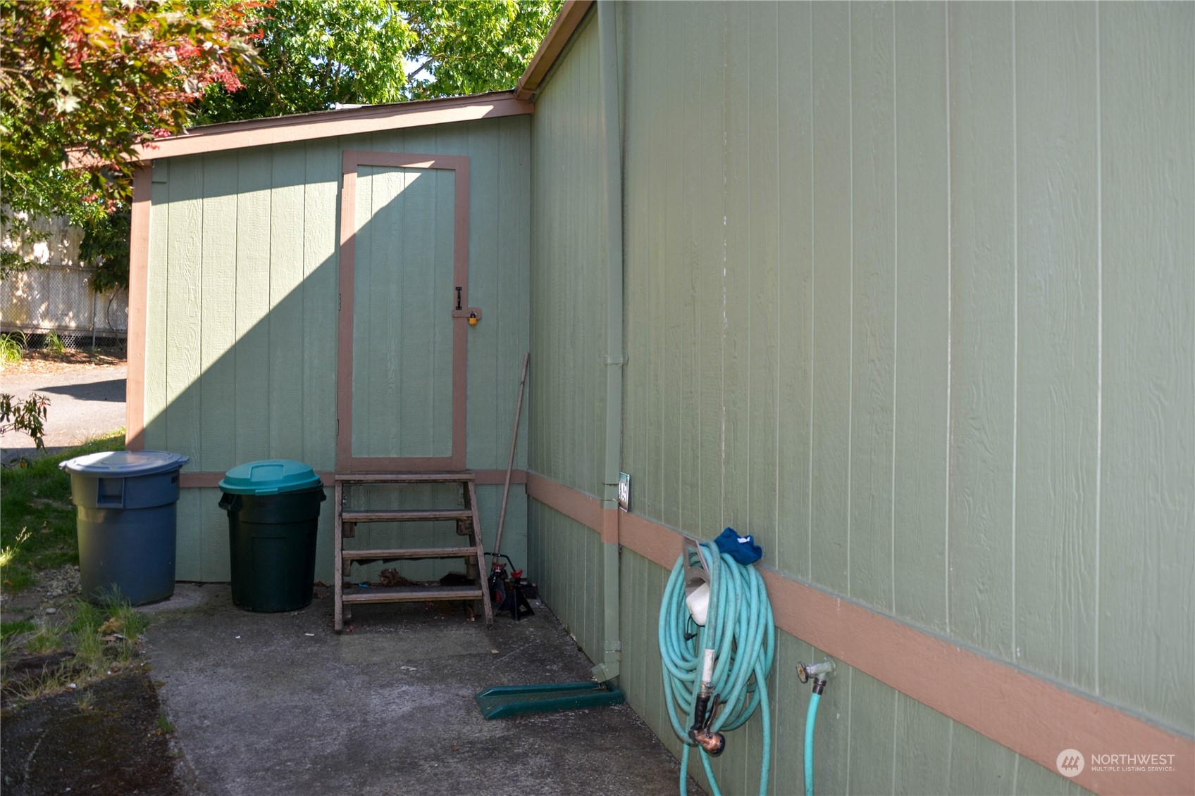 7614 Northeast Bothell Way, Unit 14 Kenmore, WA 98028 - Photo 4 of 26 Gallery Image 4