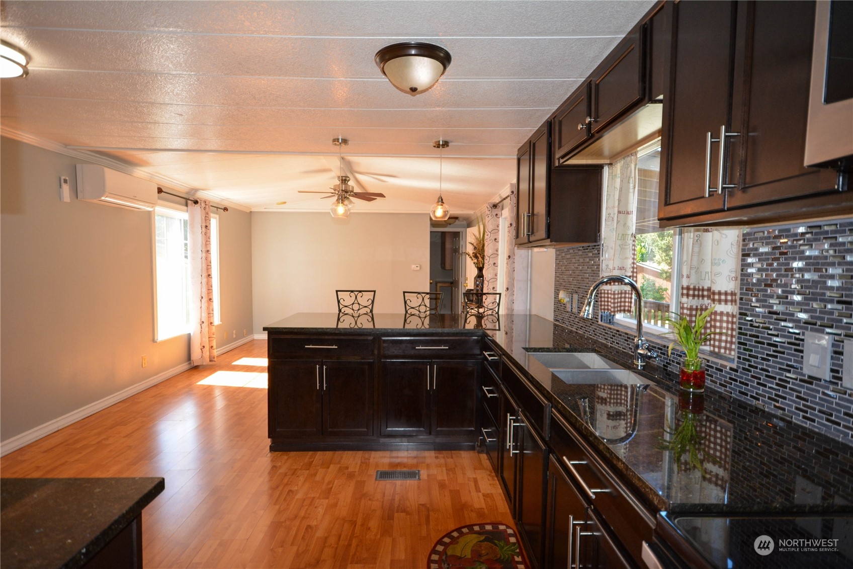 7614 Northeast Bothell Way, Unit 14 Kenmore, WA 98028 - Photo 7 of 26 Gallery Image 7