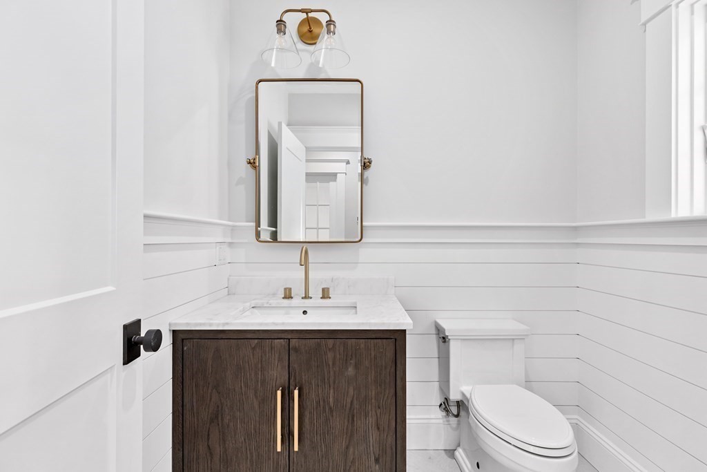 68 Bel Air Road Hingham, MA 02043 - Photo 20 of 36