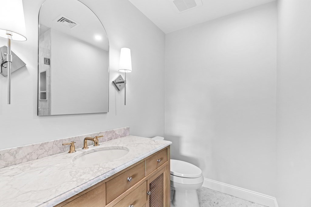 68 Bel Air Road Hingham, MA 02043 - Photo 28 of 36