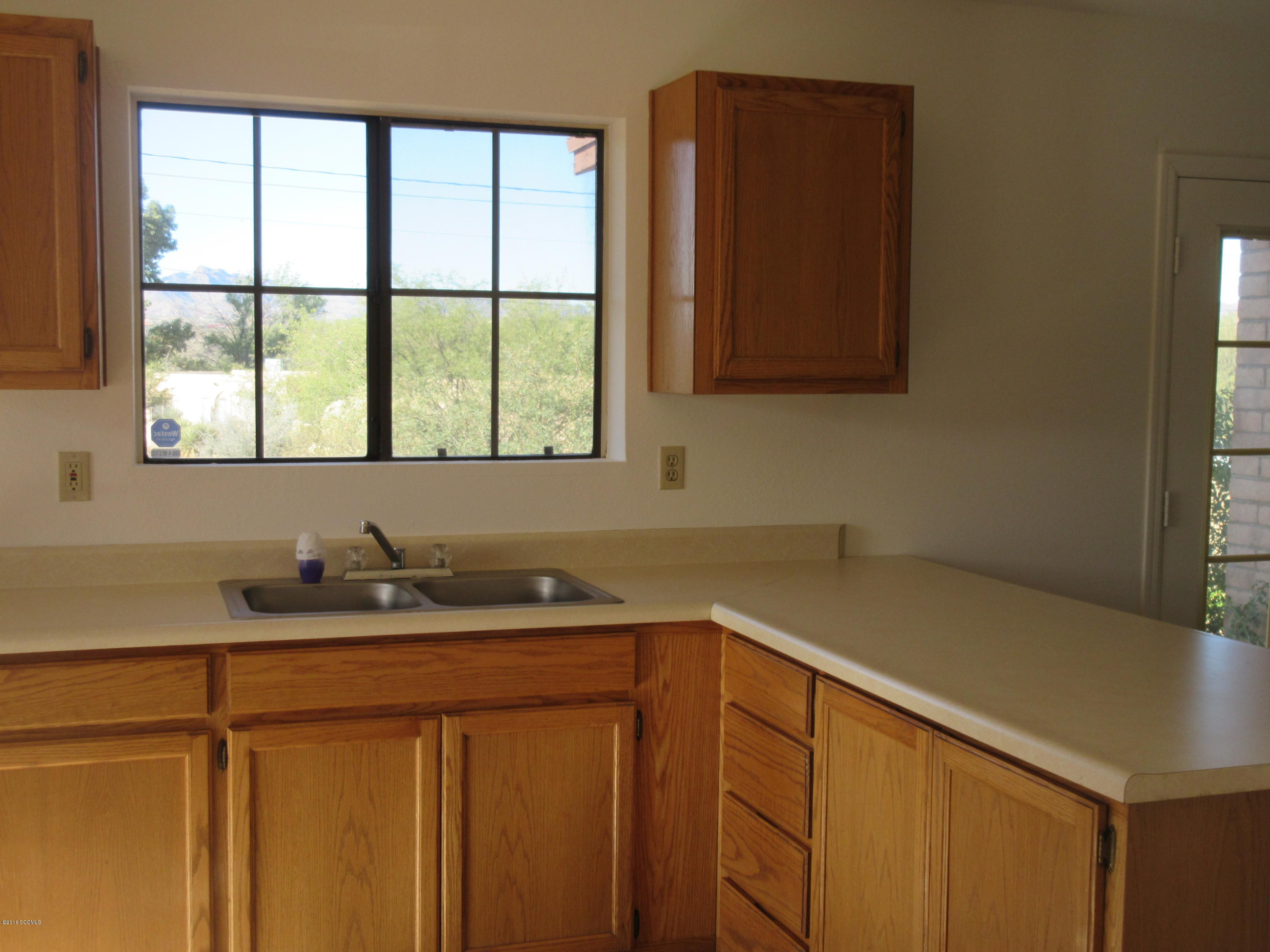 284 Camino Panama Rio Rico, AZ 85648 - Photo 6 of 13