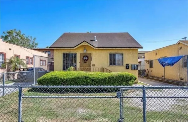 $3,200 | 822 East 87th Street, Los Angeles, CA 90002
