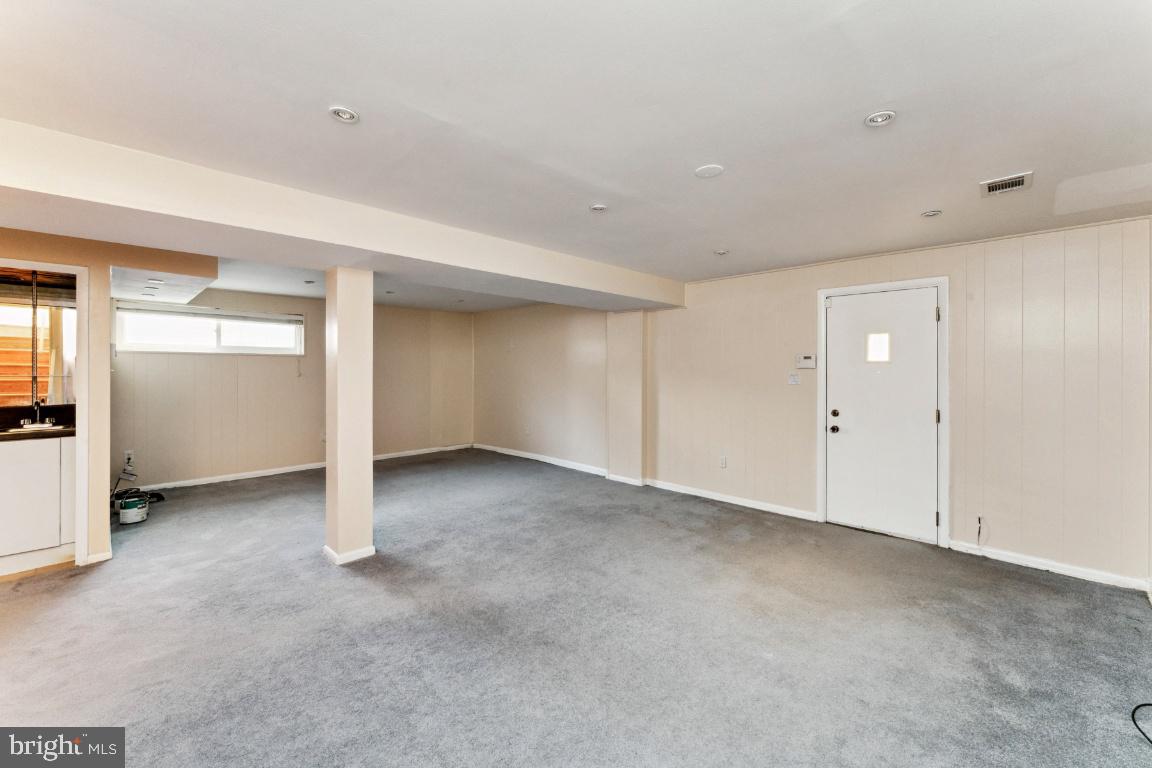 1300 Xaveria Drive Silver Spring, MD 20903 - Photo 18 of 25