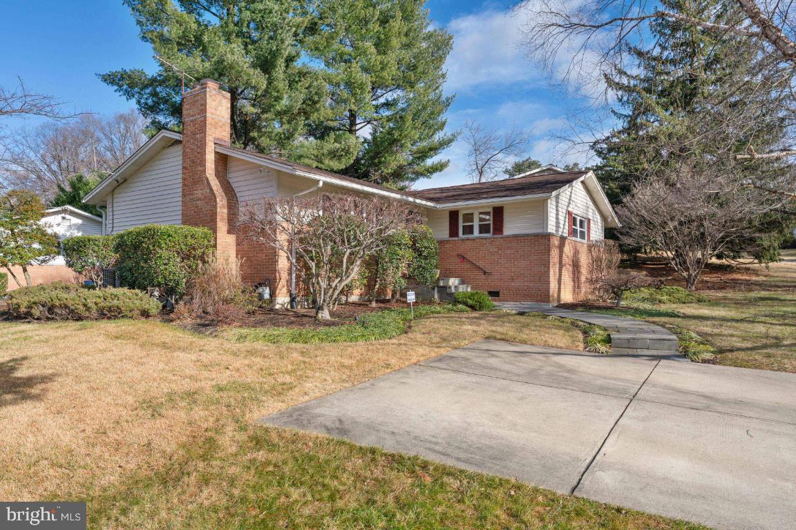 1300 Xaveria Drive Silver Spring, MD 20903 - Photo 2 of 25