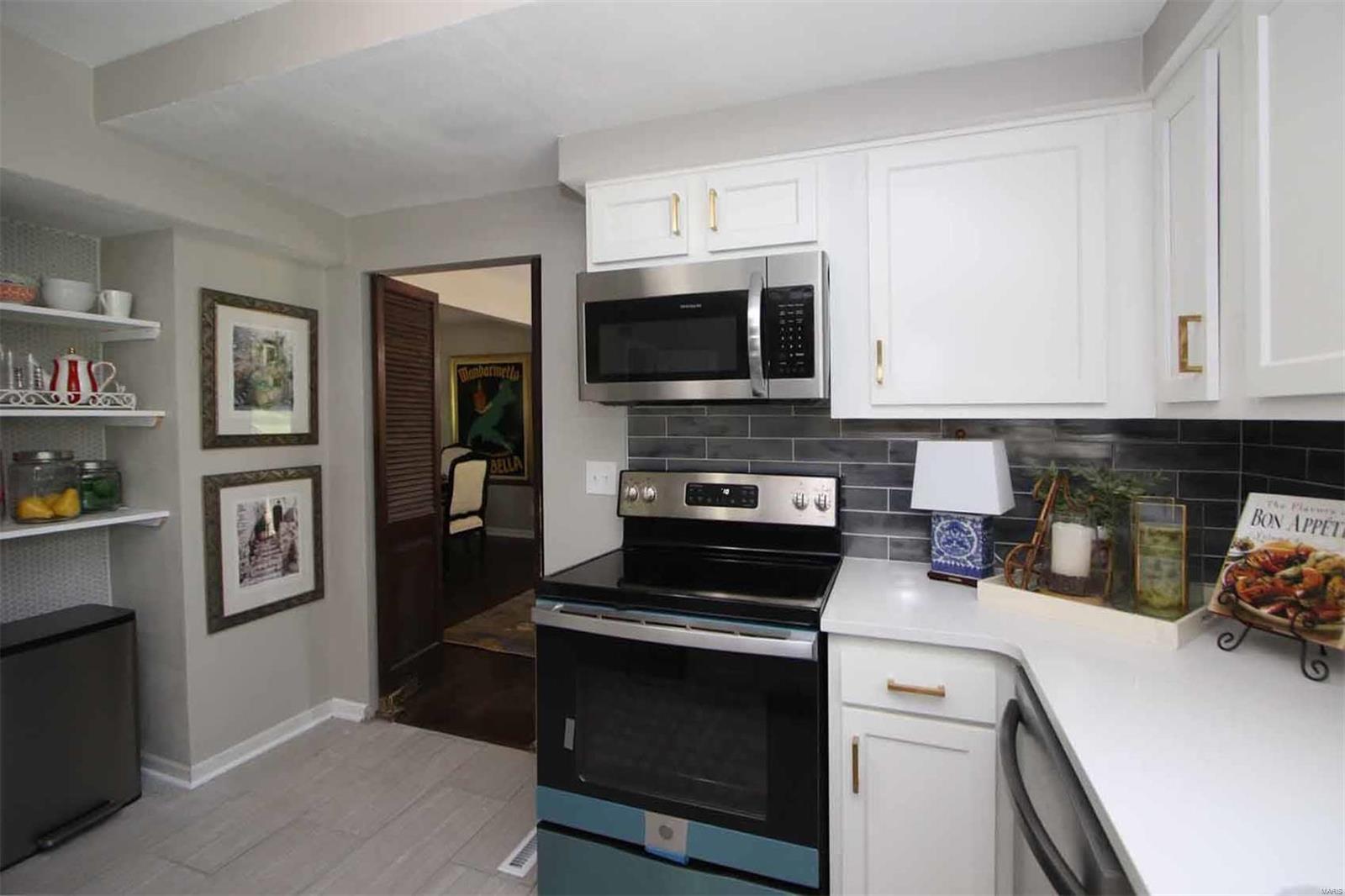 35 Clover Drive Belleville, IL 62221 - Photo 13 of 45