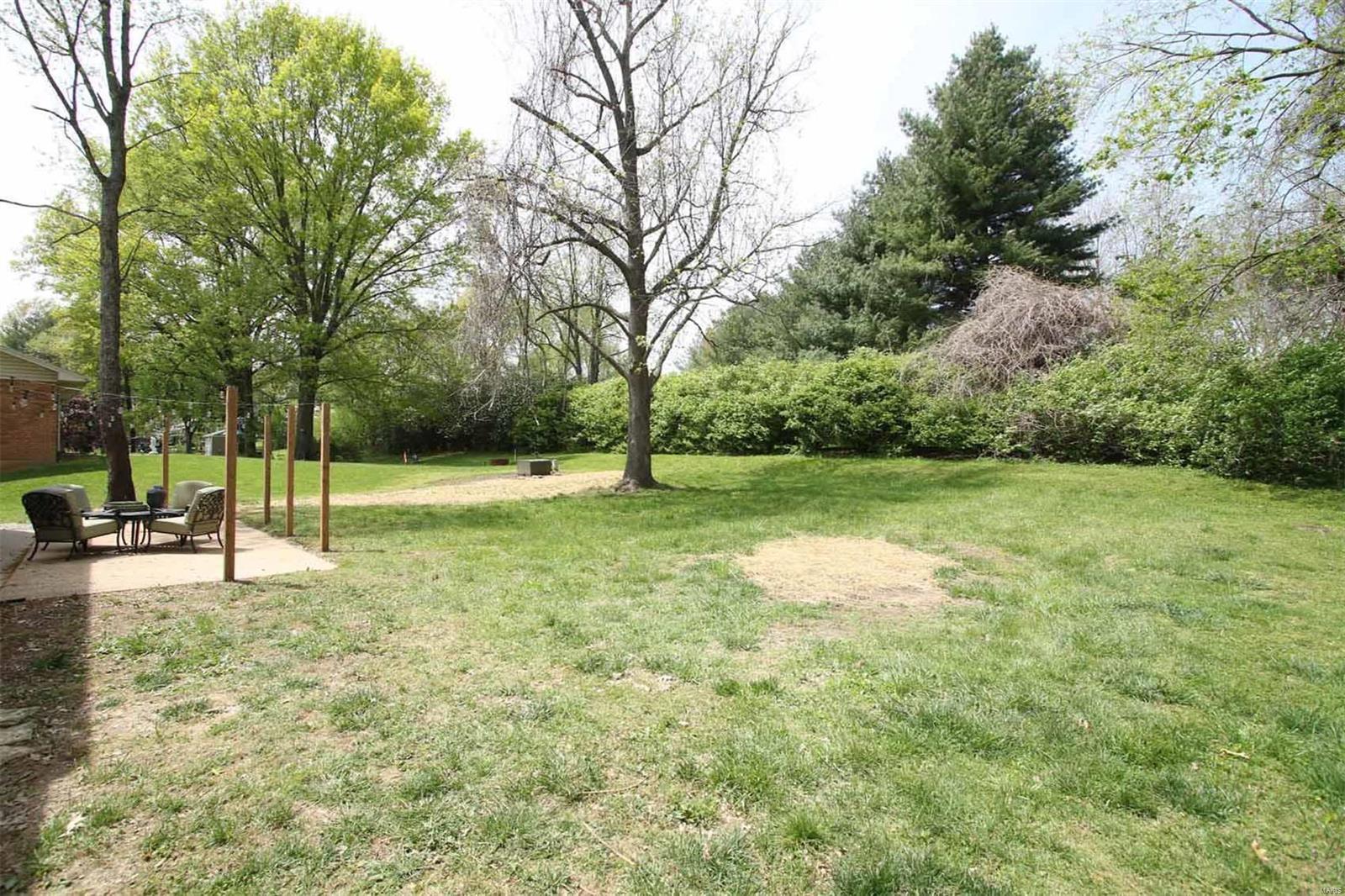 35 Clover Drive Belleville, IL 62221 - Photo 40 of 45