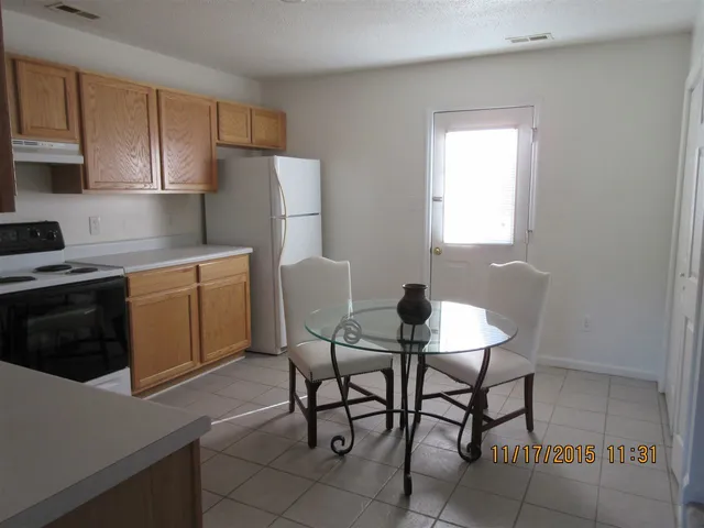 $1,125 | 354 Hunting Green Drive, Jacksonville, NC 28546