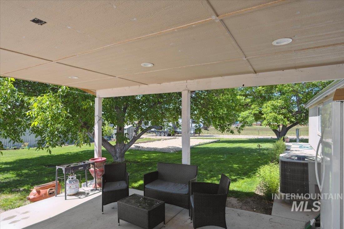 15741 Willis Road Caldwell, ID 83607 - Photo 27 of 48