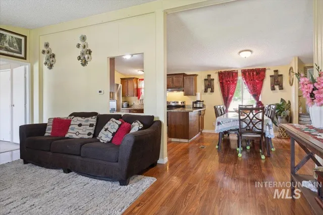 $950,000 | 15741 Willis Road, Caldwell, ID 83607