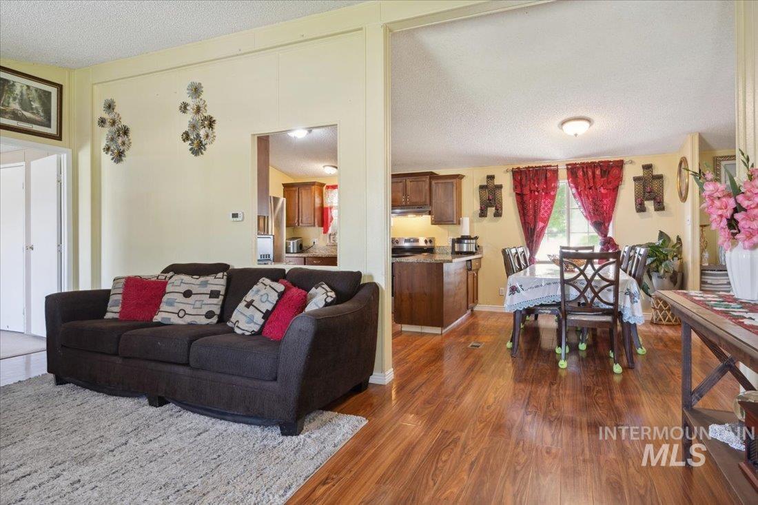 15741 Willis Road Caldwell, ID 83607 - Photo 3 of 48