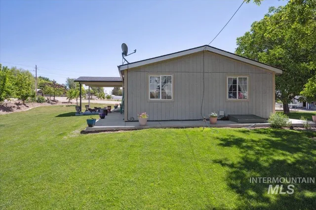 $950,000 | 15741 Willis Road, Caldwell, ID 83607