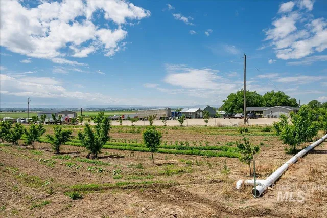 $950,000 | 15741 Willis Road, Caldwell, ID 83607