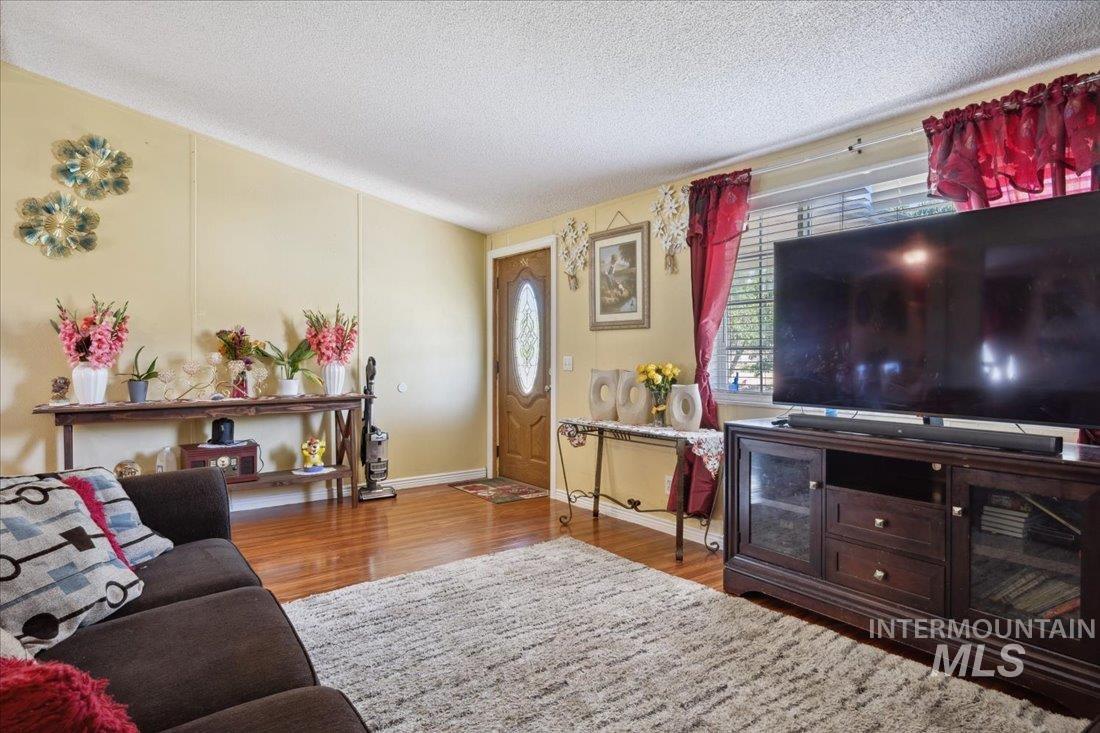 15741 Willis Road Caldwell, ID 83607 - Photo 5 of 48