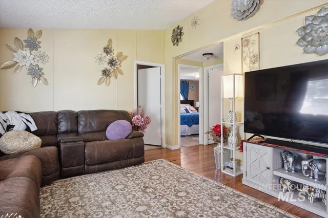 $950,000 | 15741 Willis Road, Caldwell, ID 83607