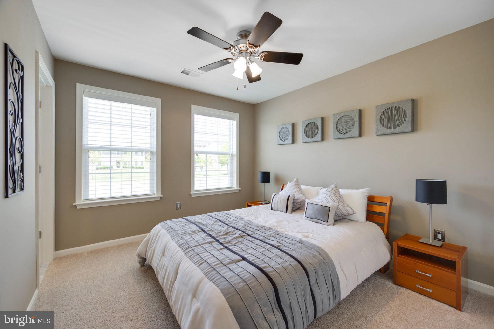 25660 Pleasant Valley Road Chantilly, VA 20152 - Photo 8 of 42 Lower level bedroom 4