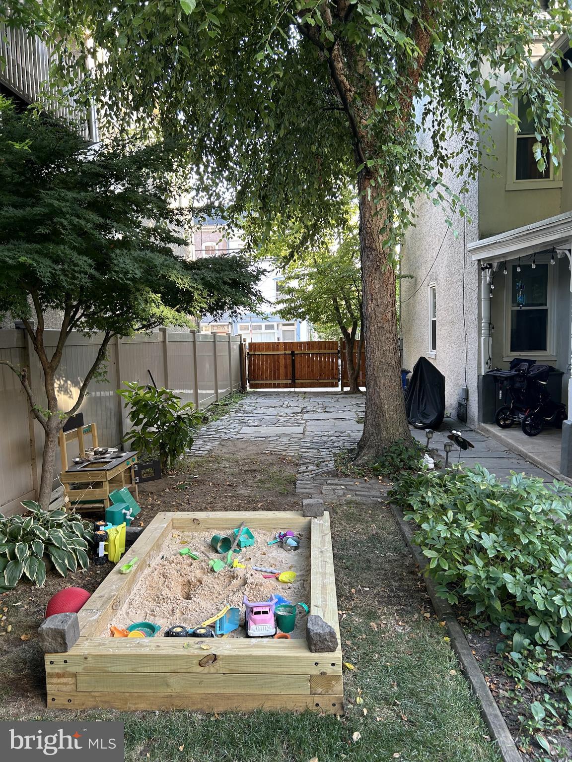 3919 Terrace Street Philadelphia, PA 19128 - Photo 54 of 58 Summer Picture (Foliage in Bloom)