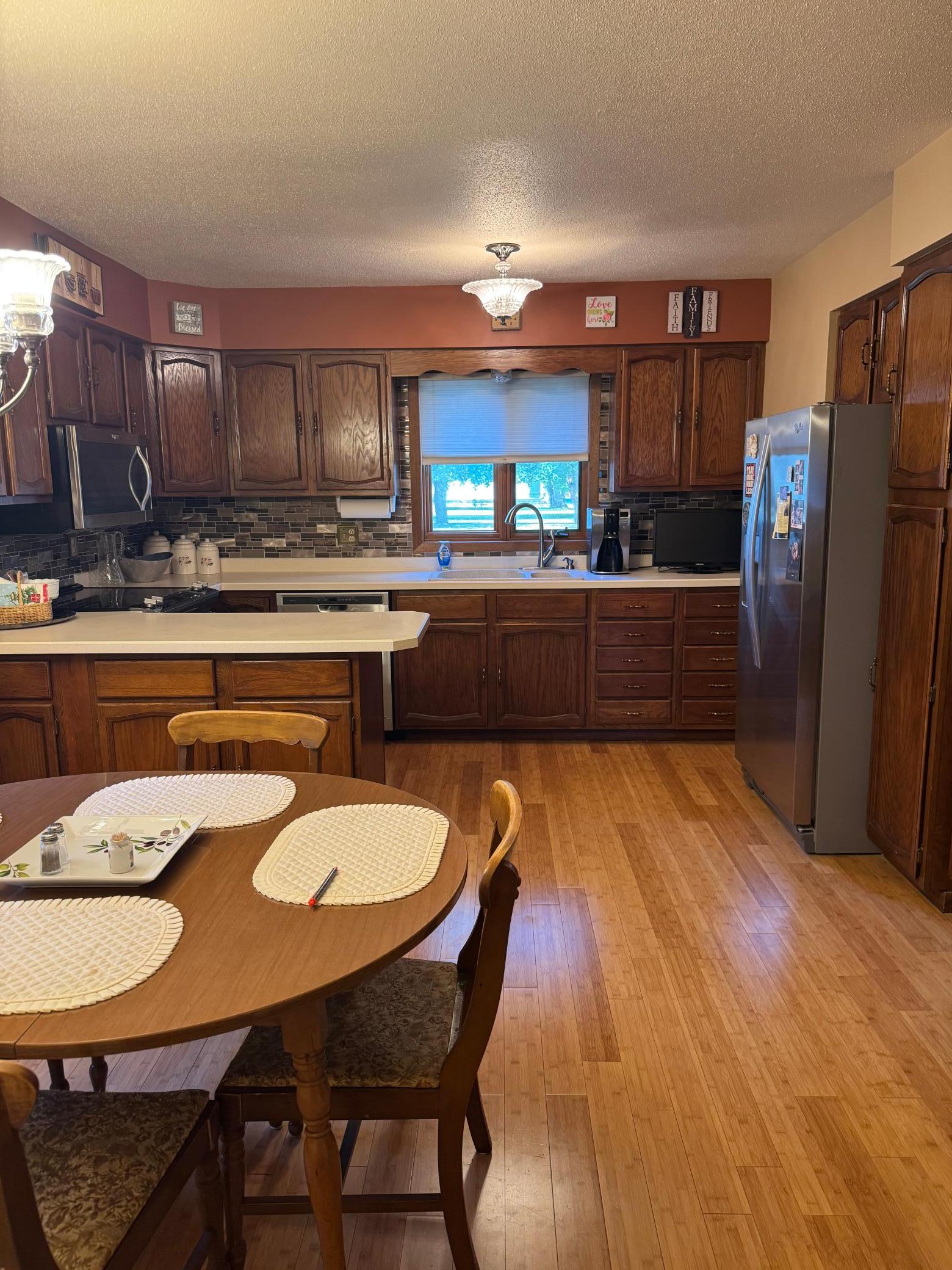 101 6th Street Finley, ND 58230 - Photo 7 of 33