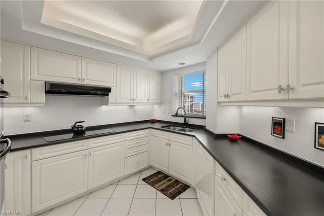 $1,250,000 | 6001 Pelican Bay Boulevard, Unit 1205, Naples, FL 34108