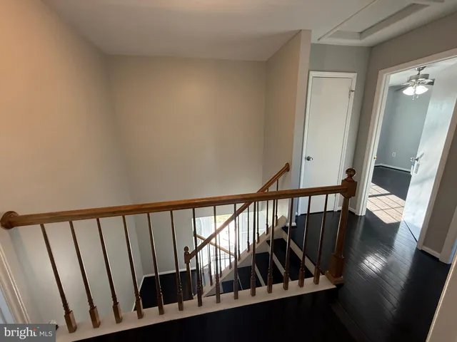 a window in an empty room