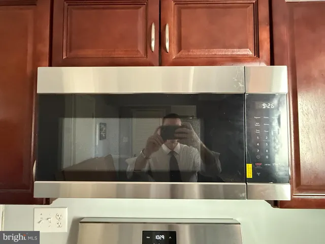 a close view of a stove