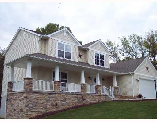 605 Bucktown Road Irwin, PA 15642 - Photo 2 of 18 Exterior Front.