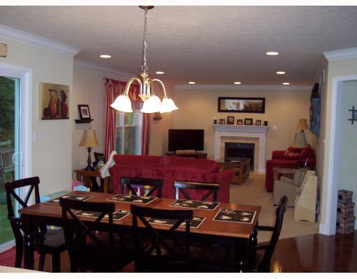 605 Bucktown Road Irwin, PA 15642 - Photo 4 of 18 Dining Room.