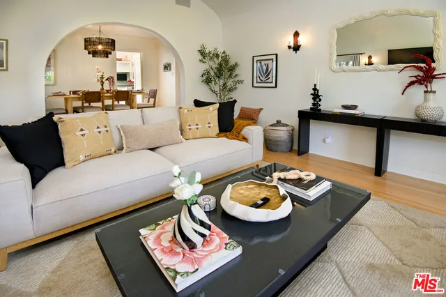 $1,750,000 | 502 North Gardner Street, Los Angeles, CA 90036