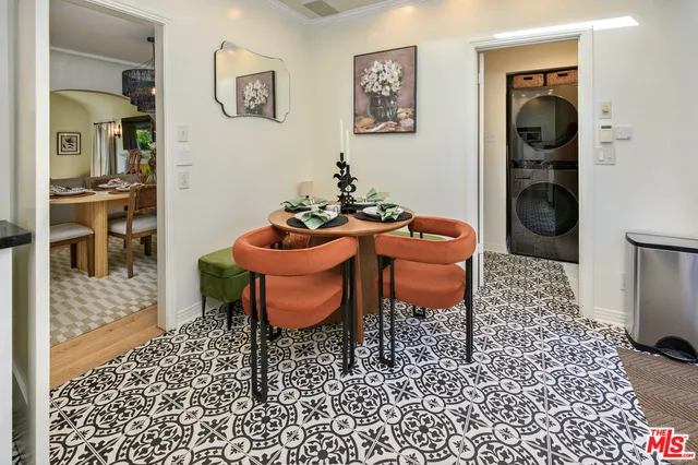 $1,750,000 | 502 North Gardner Street, Los Angeles, CA 90036