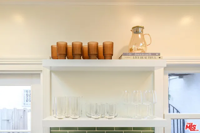 $1,750,000 | 502 North Gardner Street, Los Angeles, CA 90036