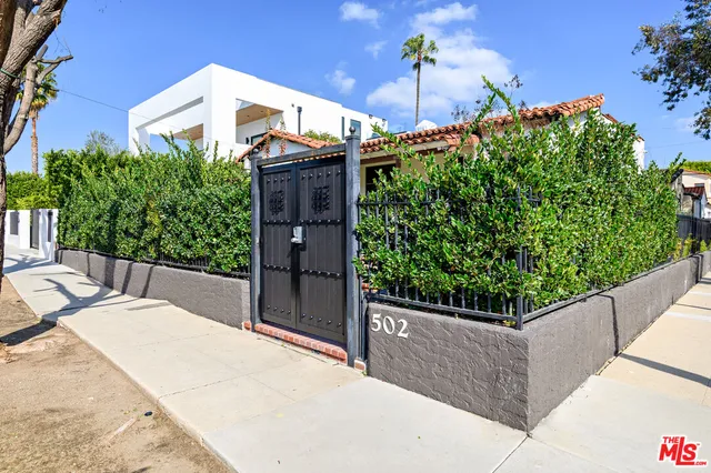 $1,750,000 | 502 North Gardner Street, Los Angeles, CA 90036