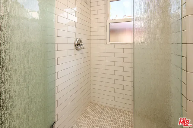 $1,750,000 | 502 North Gardner Street, Los Angeles, CA 90036