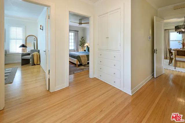 $1,750,000 | 502 North Gardner Street, Los Angeles, CA 90036