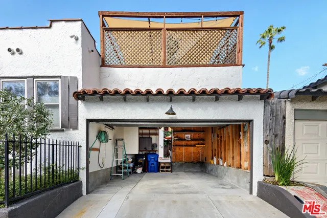 $1,750,000 | 502 North Gardner Street, Los Angeles, CA 90036
