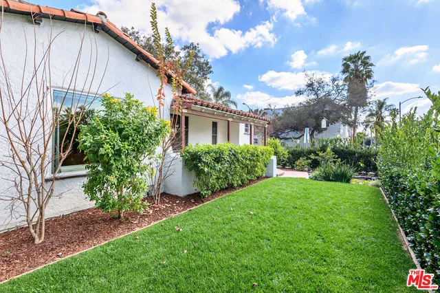 $1,750,000 | 502 North Gardner Street, Los Angeles, CA 90036
